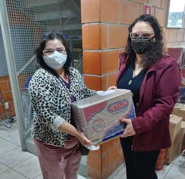 Campanha de alimentos da AMA